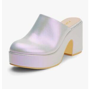 YDN Metallic Silver Platform Sandals